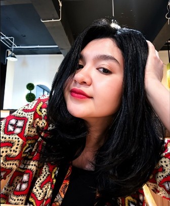 Deskripsi gambar di sini