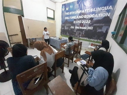 Deskripsi gambar di sini