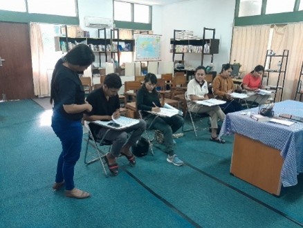 Deskripsi gambar di sini