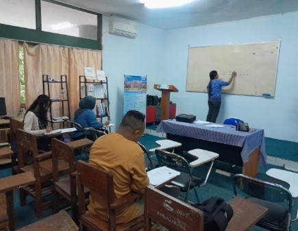 Deskripsi gambar di sini