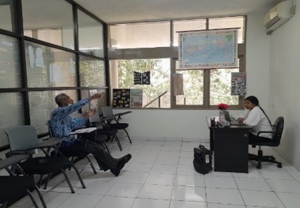 Deskripsi gambar di sini