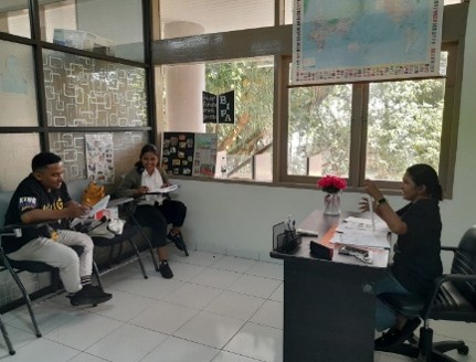 Deskripsi gambar di sini
