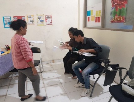 Deskripsi gambar di sini